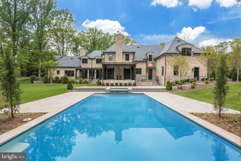 #37. 1418 Kirby Rd, McLean
